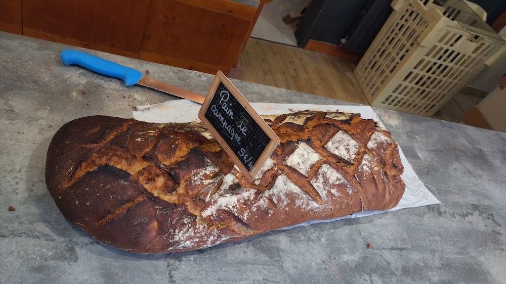 Pain de campagne avec son étiquette ardoise à 5,40 euros